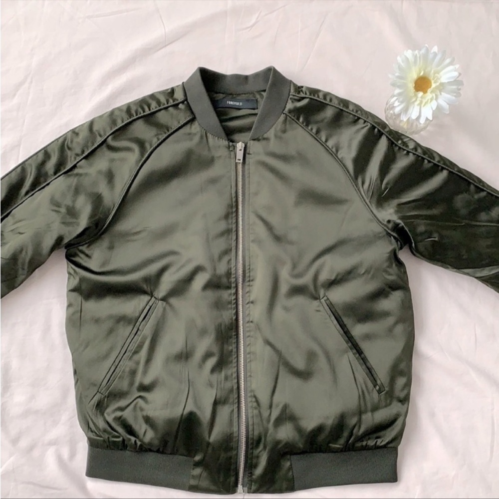Forever 21 olive green satin bomber jacket, XS, quilted lining